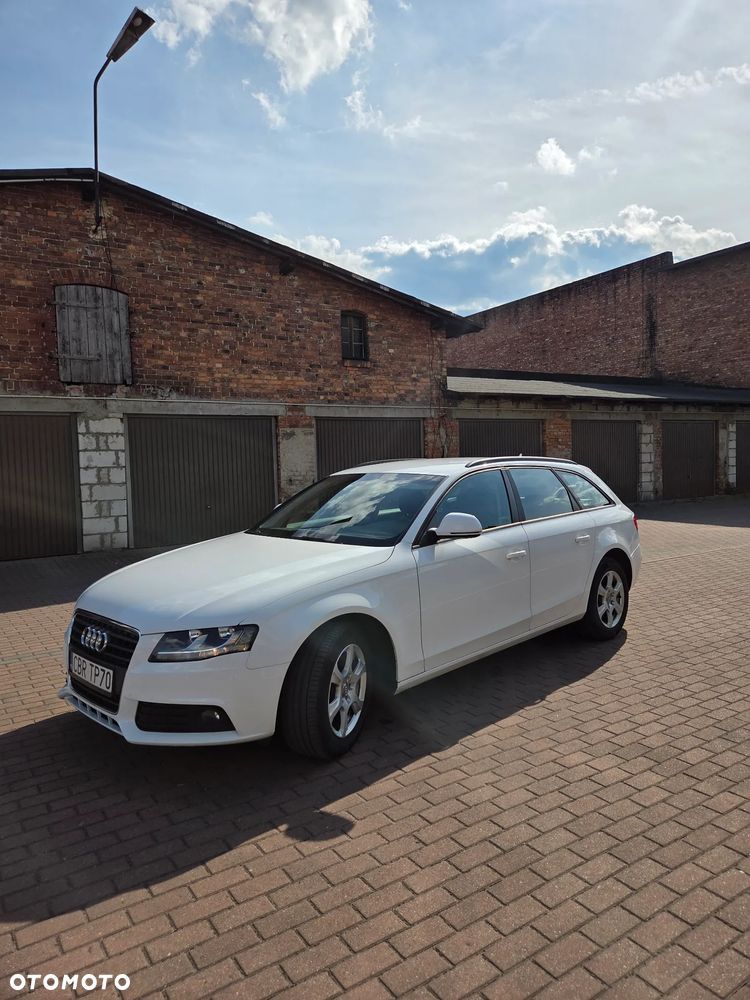Audi A4 Avant 2.0 TDI DPF Attraction - 1