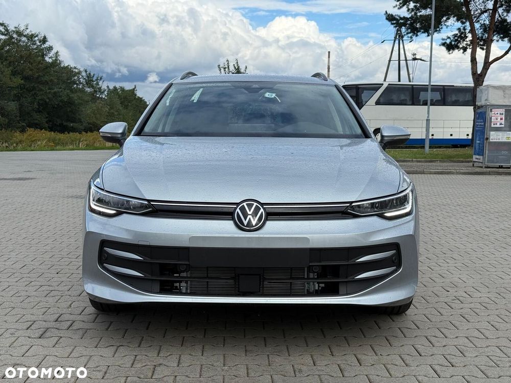 Volkswagen Golf - 2