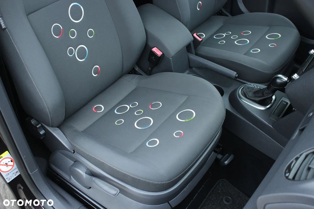 Volkswagen Caddy 1.6 (5-Si.) DSG Edition 30 - 32