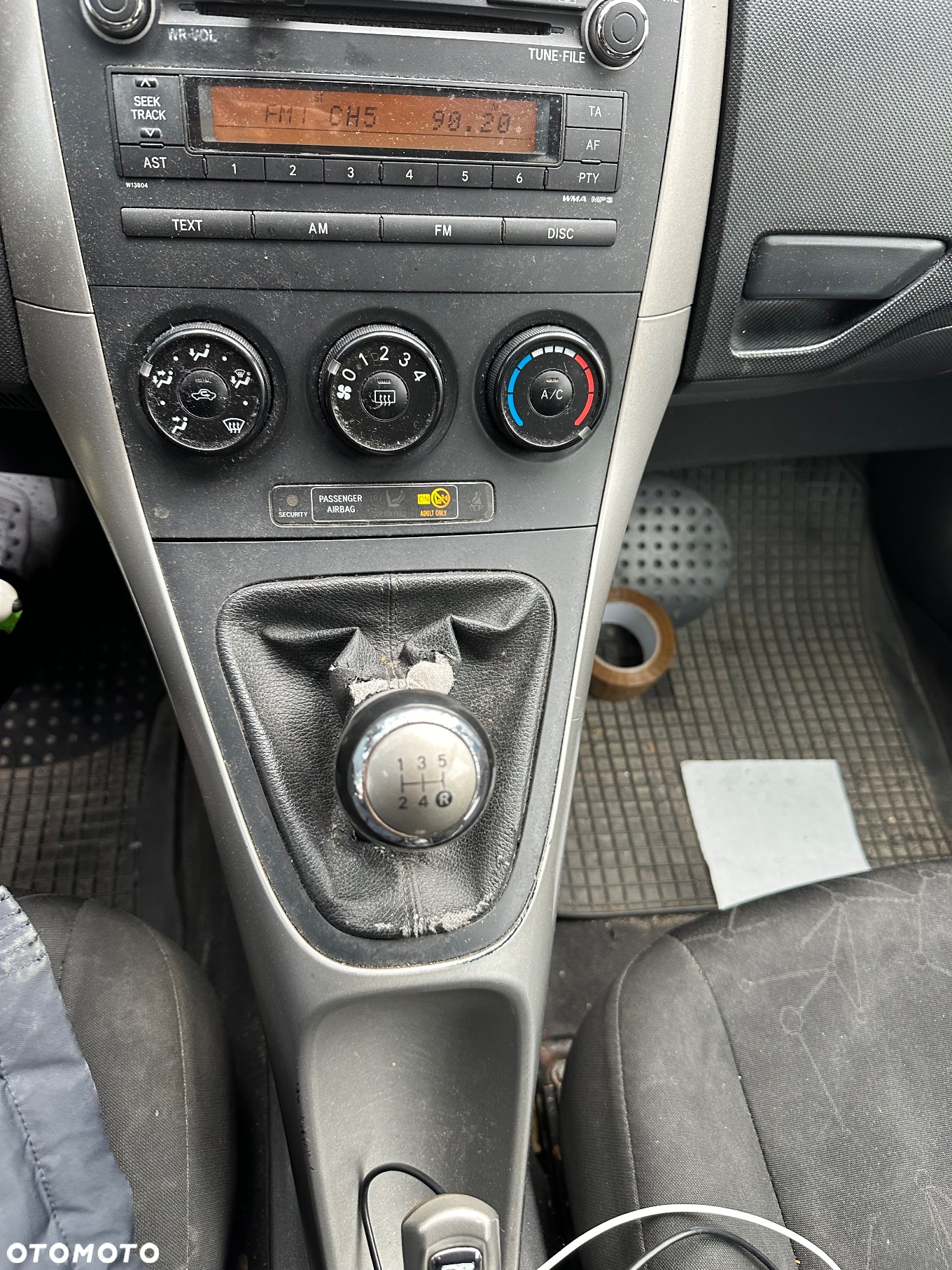 Toyota Auris 1.4 D-4D Luna - 4
