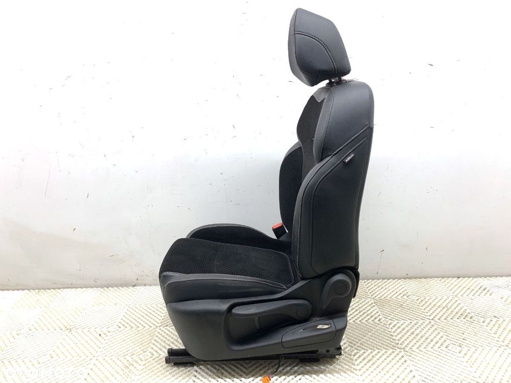 FOTEL LEWY PRZÓD  RENAULT MEGANE IV sedan 2016 - 2022 1.3 TCe 140 (LVNB) 103 kW [140 KM] benzyna - 5