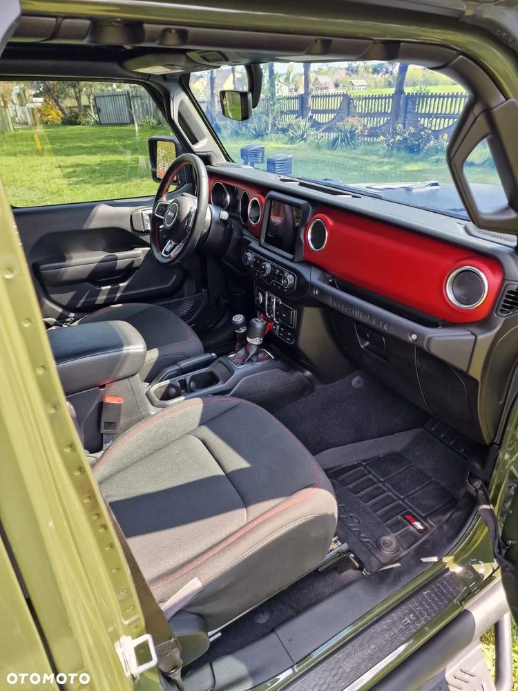 Jeep Wrangler Unlimited 3.8 Automatik Sahara - 19