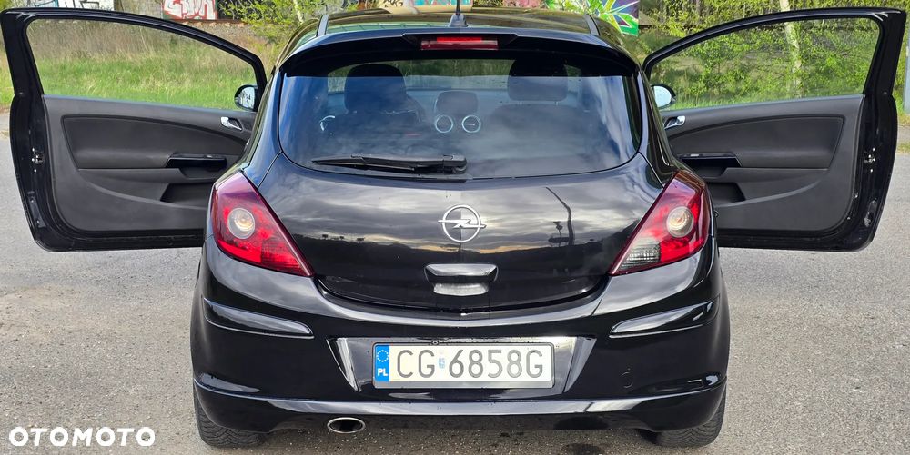 Opel Corsa 1.6T GSI - 16