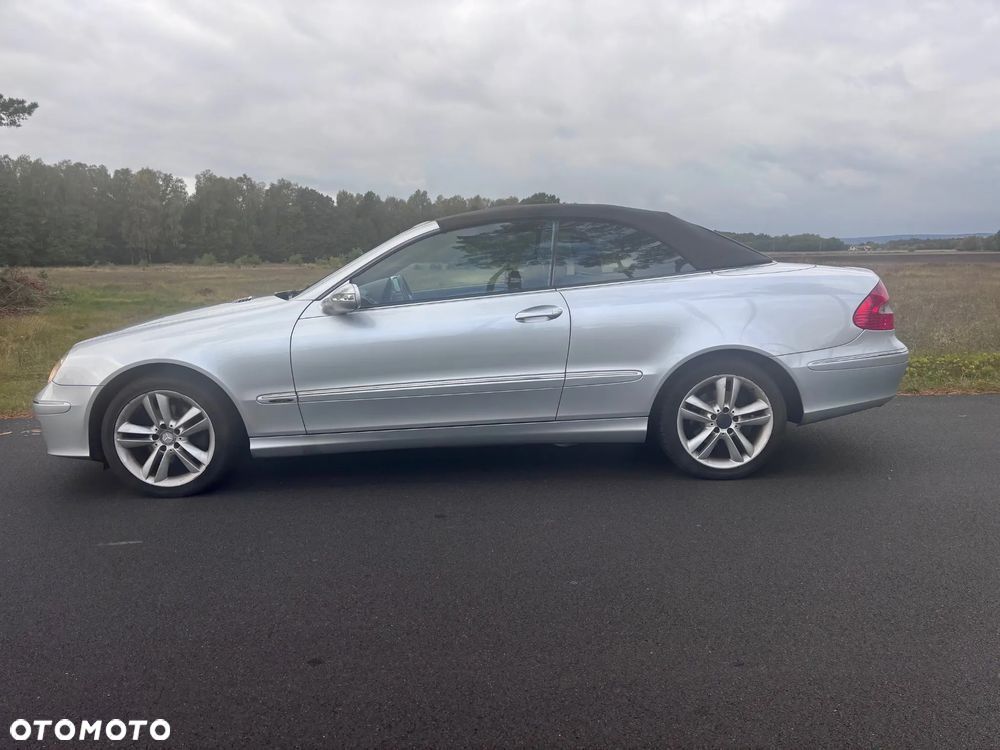 Mercedes-Benz CLK Cabrio 280 7G-TRONIC Avantgarde - 22