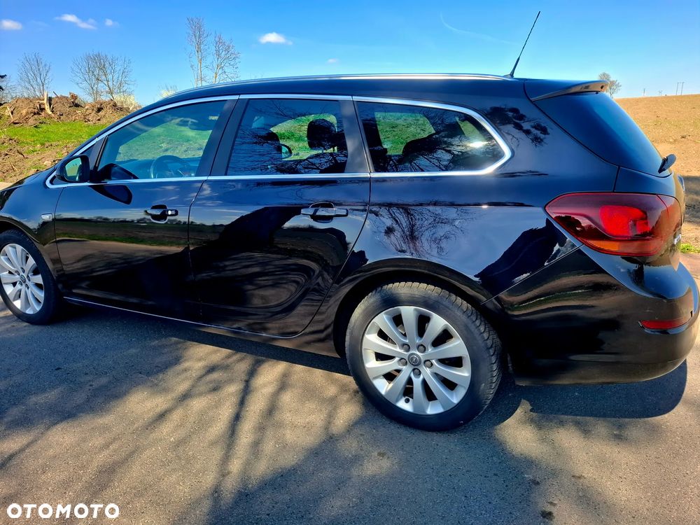 Opel Astra 1.7 CDTI Cosmo - 8