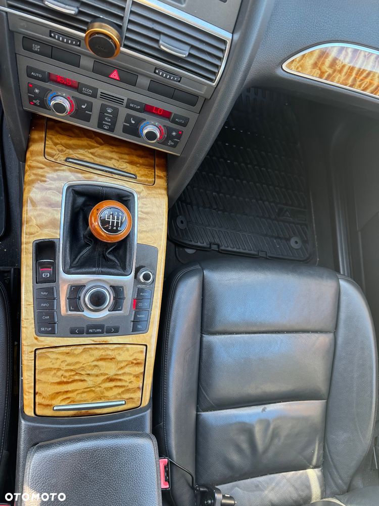 Audi A6 Avant 2.5 TDI - 7