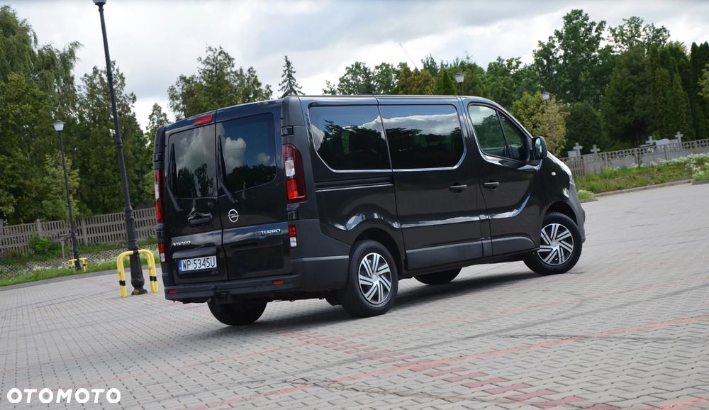 Opel Vivaro - 13