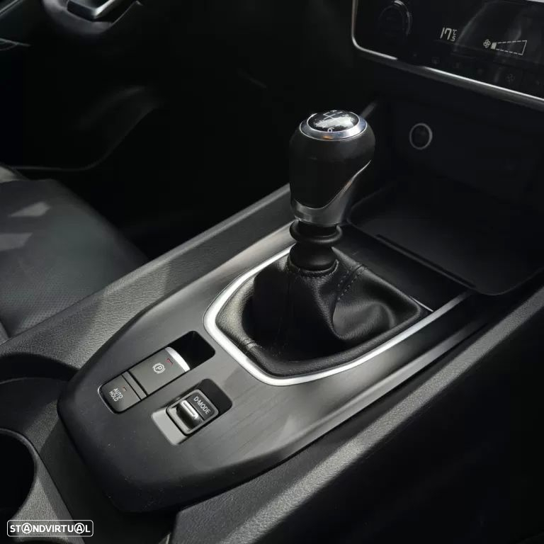 Nissan Qashqai 1.3 DIG-T N-Connecta - 12