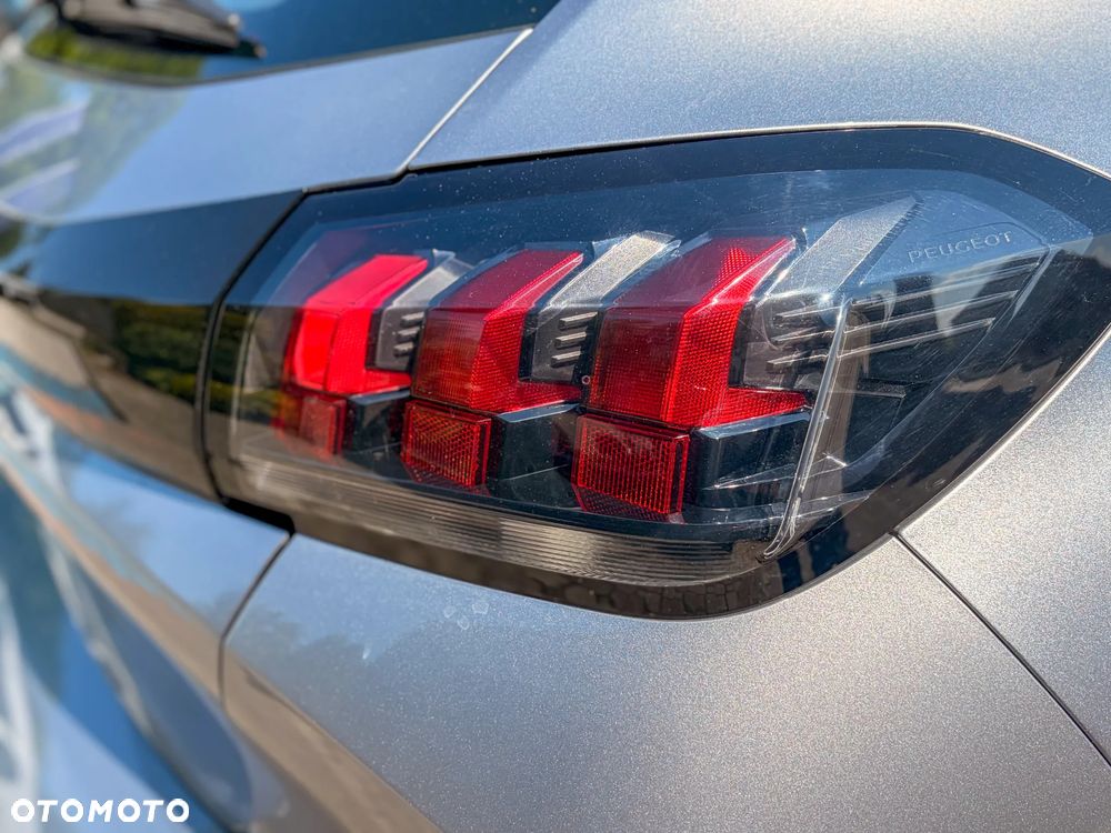 Peugeot 208 1.2 PureTech Allure S&S - 11