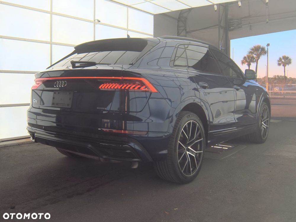 Audi Q8 - 5