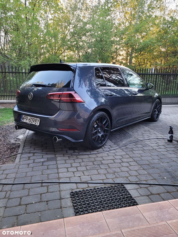 Volkswagen Golf 2.0 TSI BMT GTI Performance - 4
