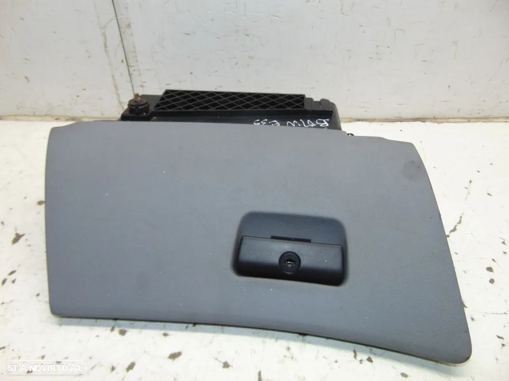 BMW E39 porta luvas - 1