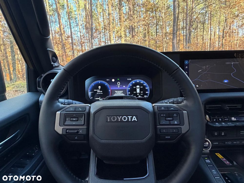 Toyota Land Cruiser - 31