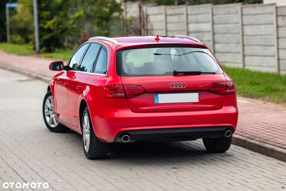 Audi A4 Avant - 16