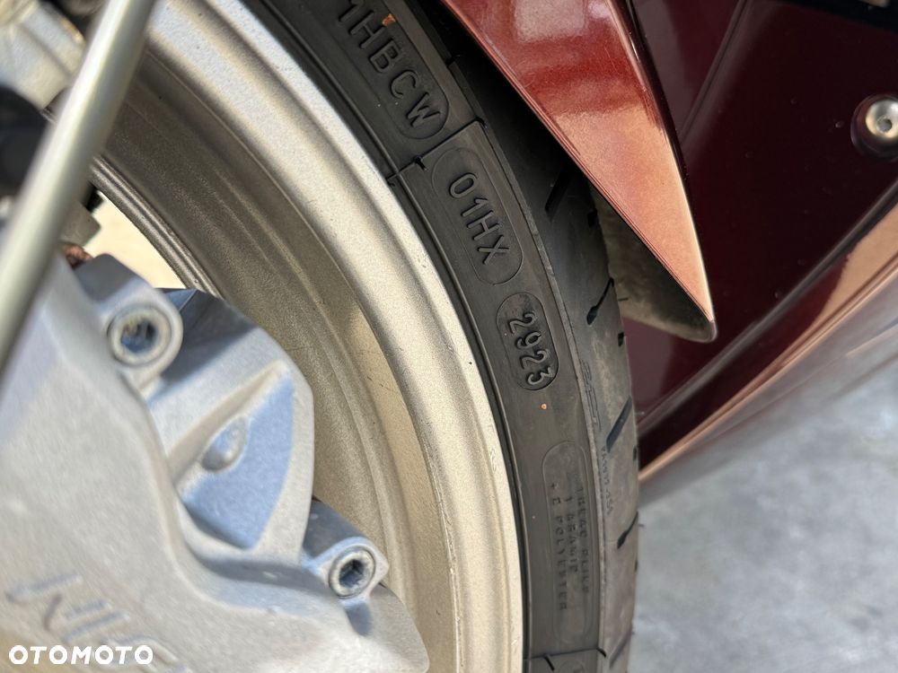 Yamaha FJR - 33