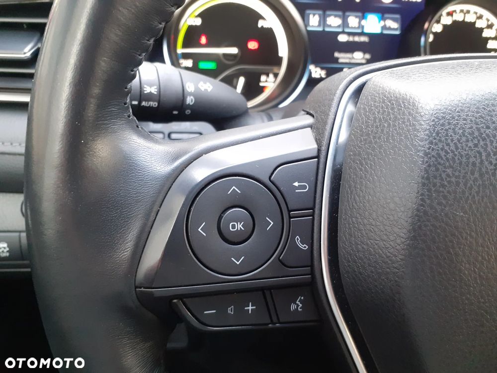 Toyota Camry 2.5 Hybrid Comfort CVT - 12