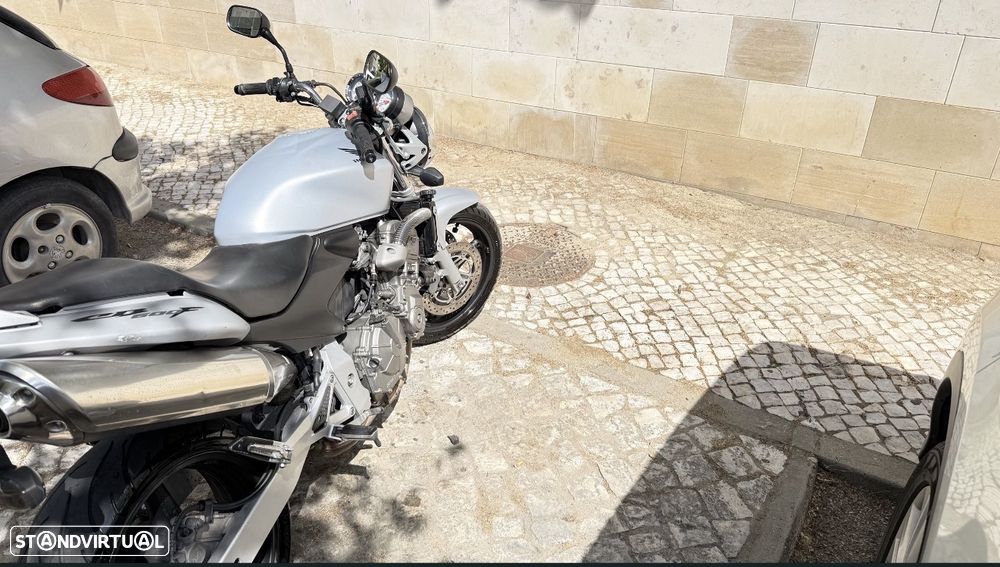 Honda Hornet - 2