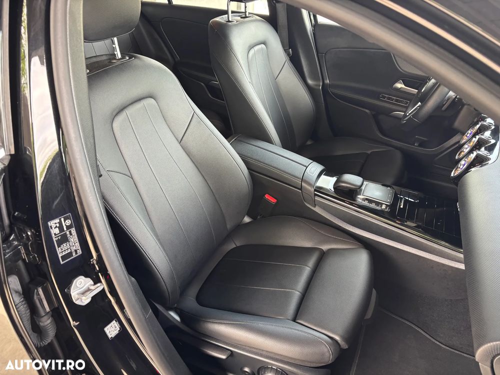Mercedes-Benz A 180 d 7G-DCT - 35