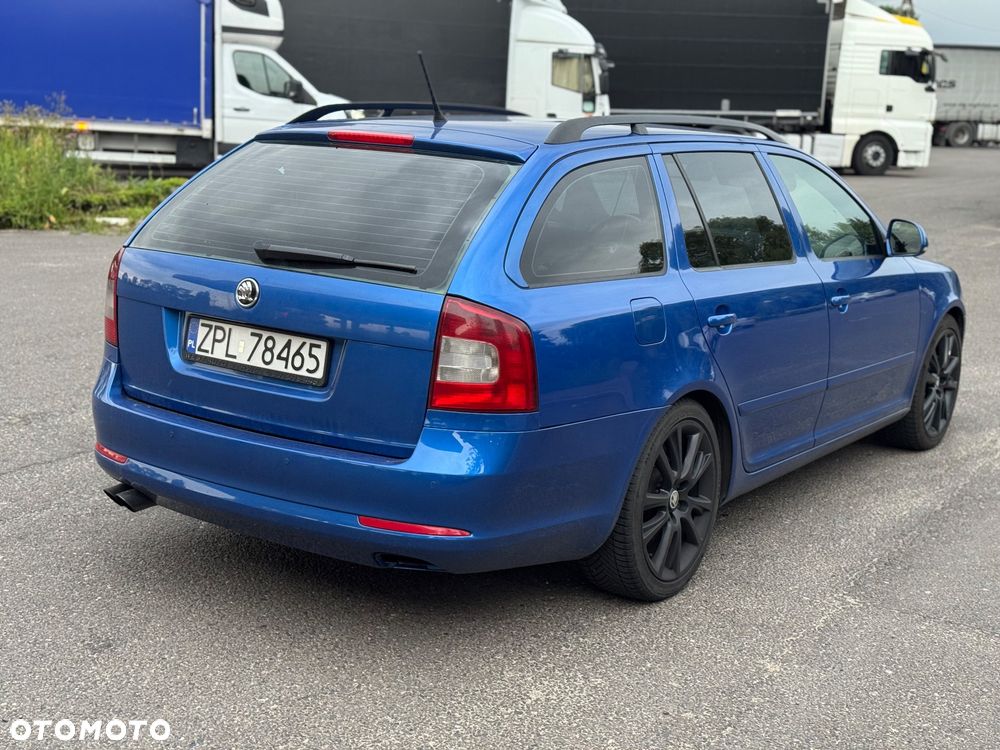 Skoda Octavia 2.0 TDI DPF RS DSG - 3