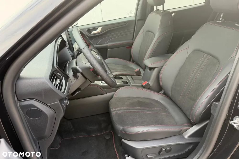 Ford Kuga 2.5 Duratec FHEV ST-LINE X - 6