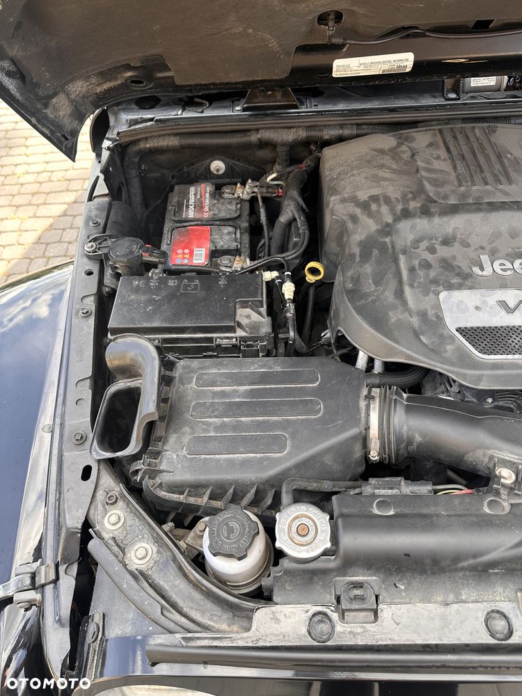 Jeep Wrangler 3.6 Unlim Sahara - 33