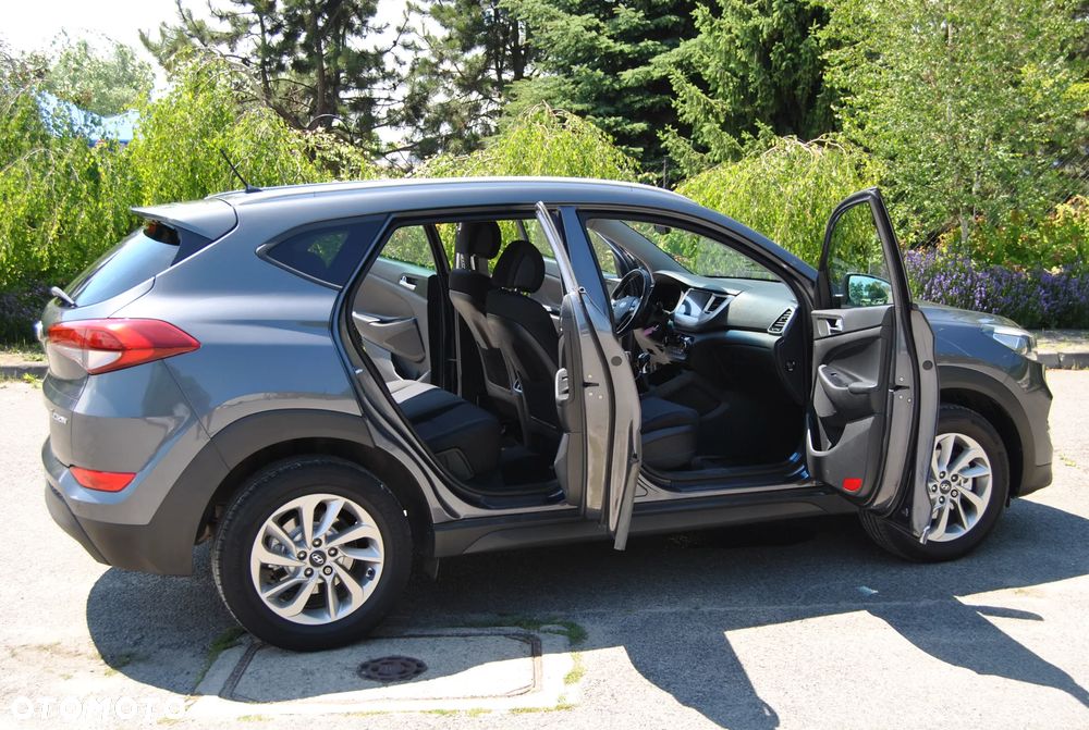 Hyundai Tucson 1.7 CRDI BlueDrive Style 2WD - 13