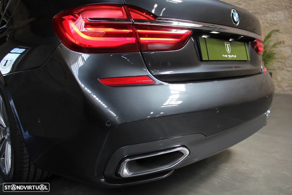 BMW 730 d xDrive Pack M - 45