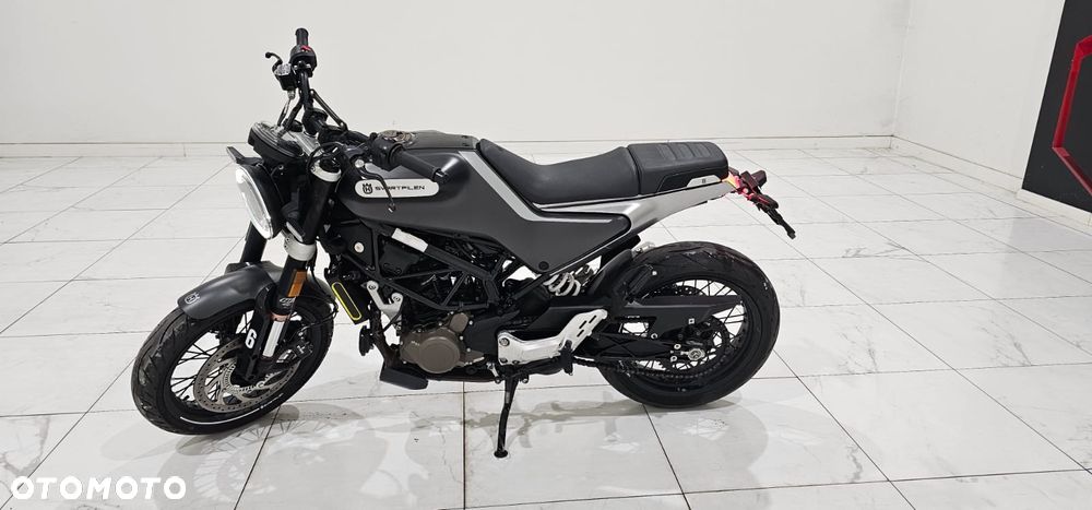 Husqvarna Svartpilen - 1