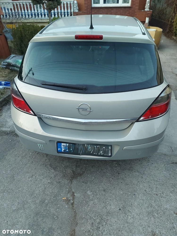 Opel Astra - 2