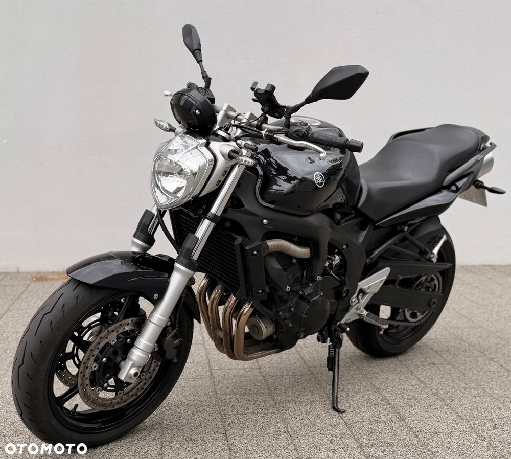 Yamaha FZ6 - 1