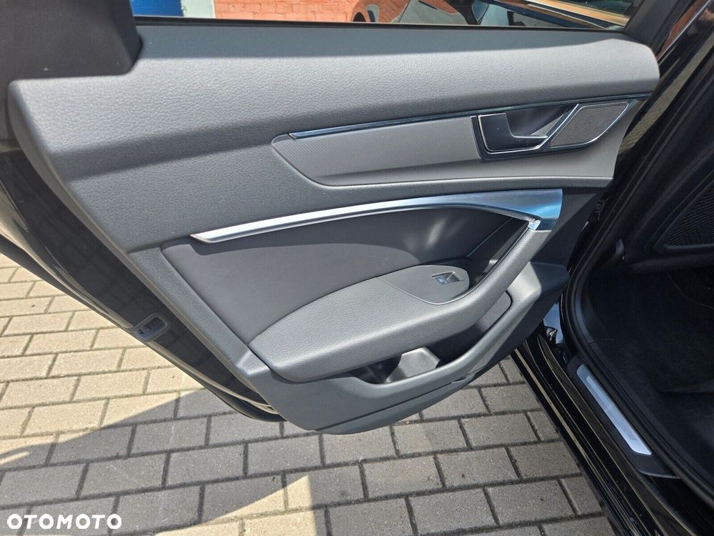 Audi A6 Avant - 11