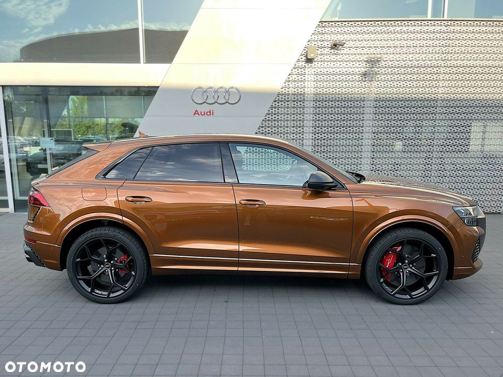 Audi RS Q8 - 14