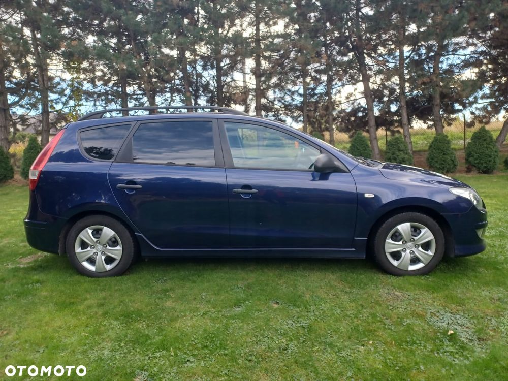 Hyundai I30 2010 photo 3