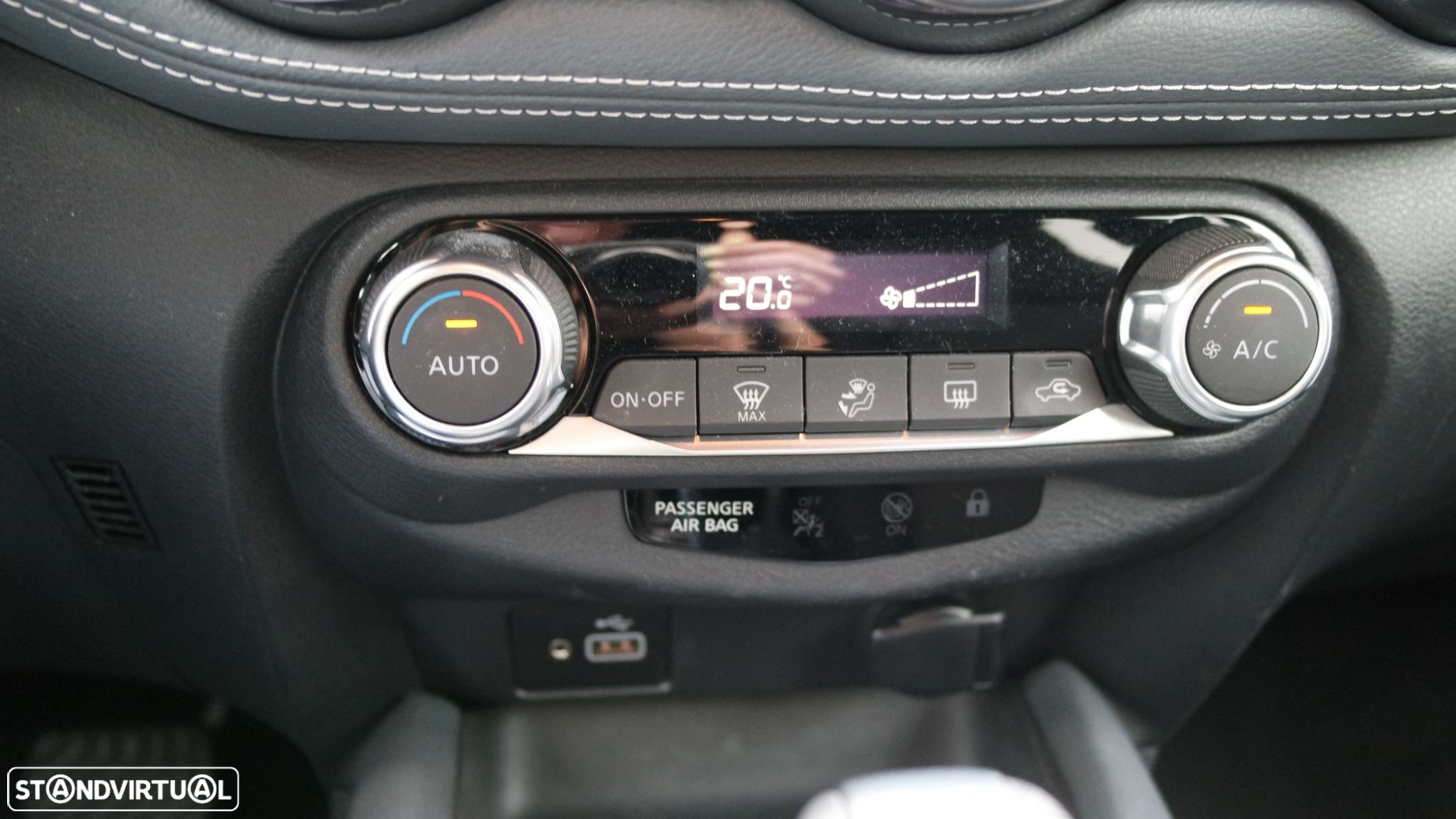 Nissan Juke 1.0 DIG-T N-Connecta DCT - 21