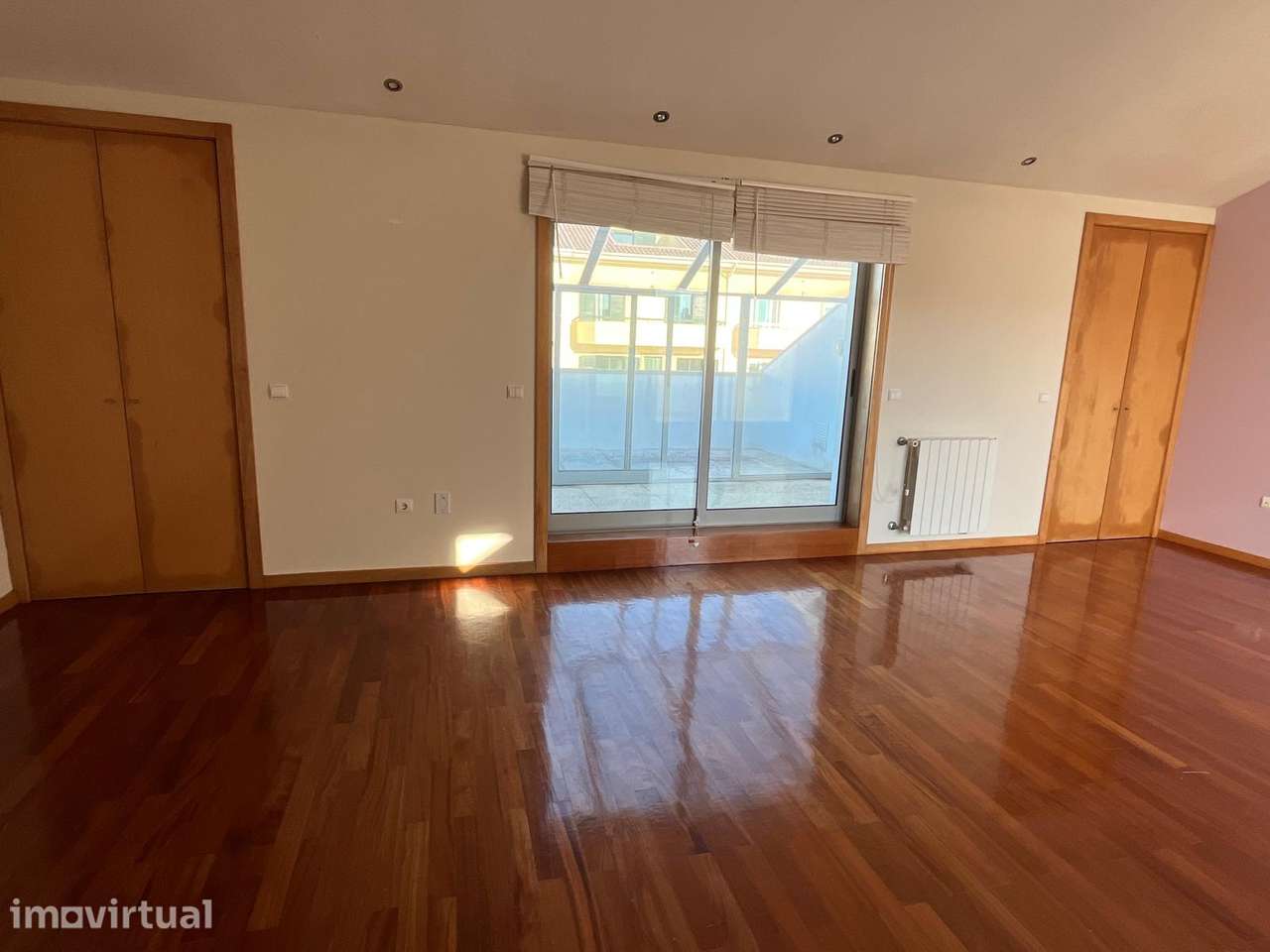 Geminada com piscina, garagem e terraço em Canidelo - Grande imagem: 4/60