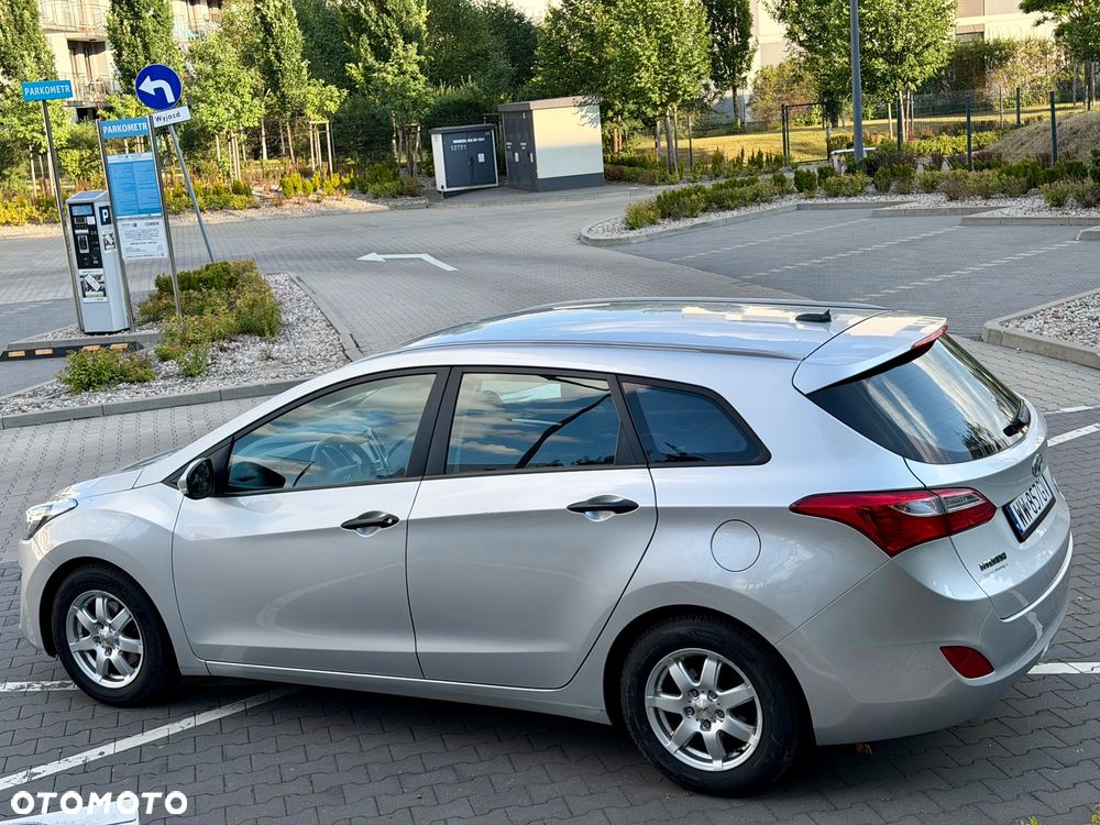 Hyundai i30 1.4 Premium - 4