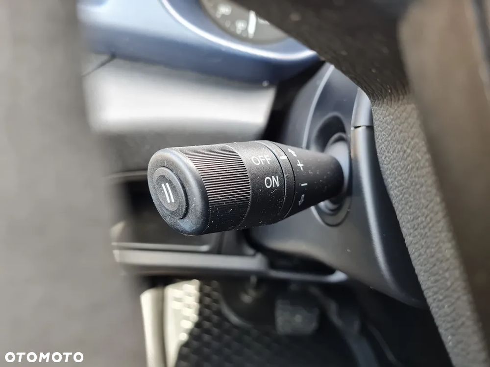 Iveco DAILY 35S16 ​*L3H2​*AUTOMAT​*KLIMATYZACJA​*TEMPOMAT​*RAMPA​*7 - 17