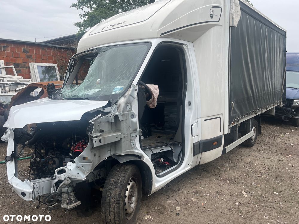 Renault Master - 1