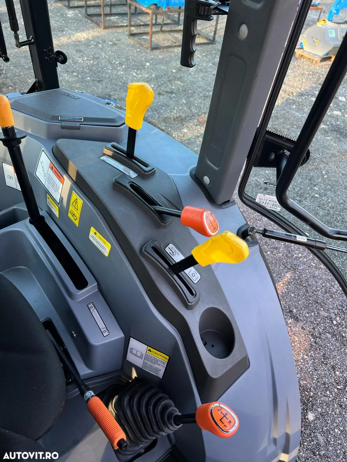 Solis Tractor NOU, Model S50 BLACK LIMITED Edition - 10