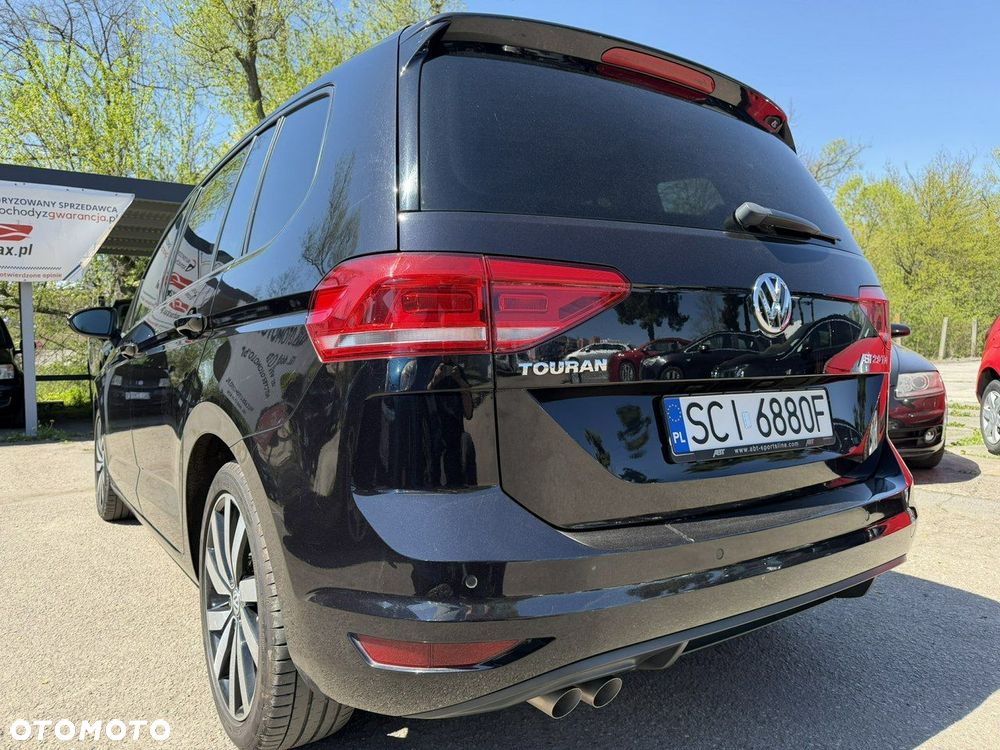 Volkswagen Touran - 9