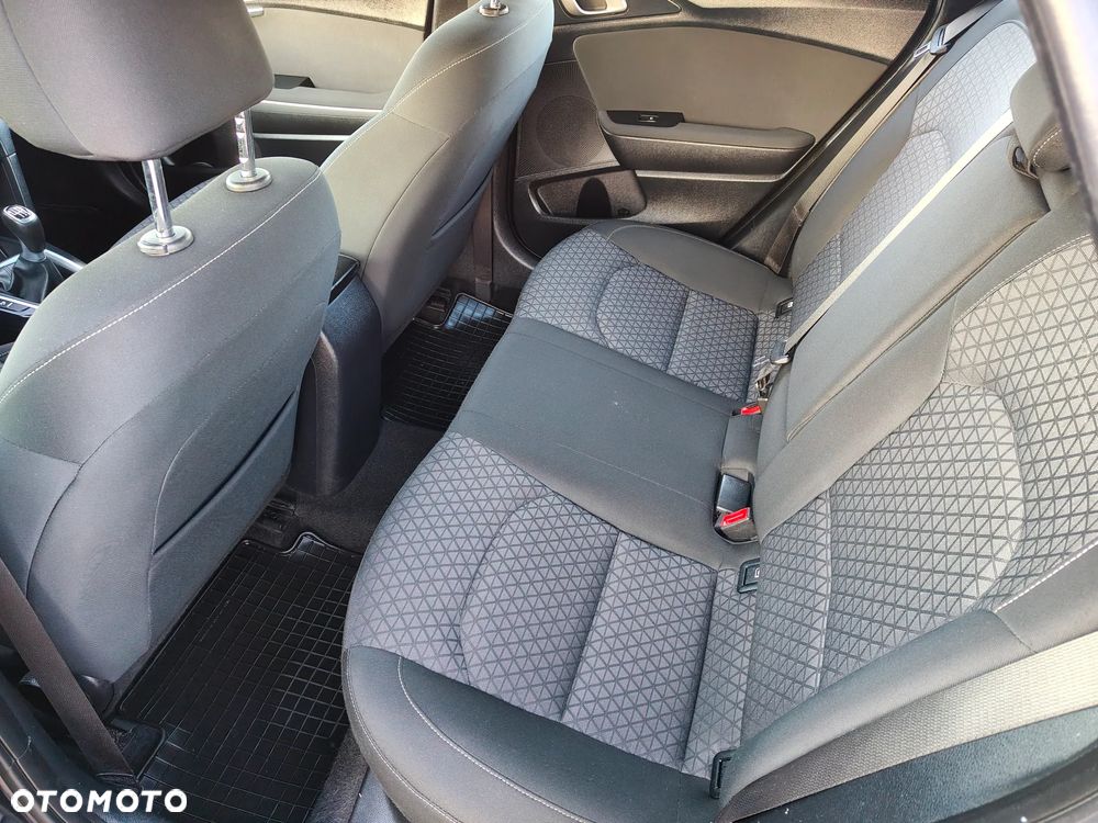 Kia Ceed 1.4 T-GDI L Business Line - 25