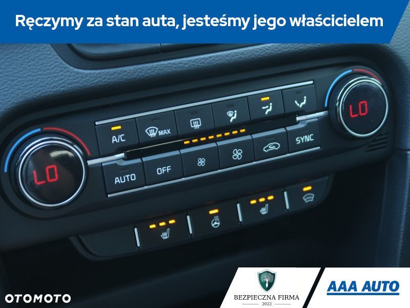 Kia Ceed - 16