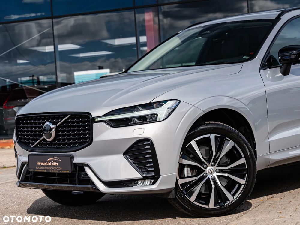 Volvo XC 60 B4 D Plus Dark - 8