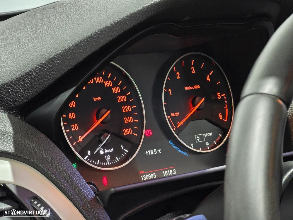 BMW 116 d Pack M - 33