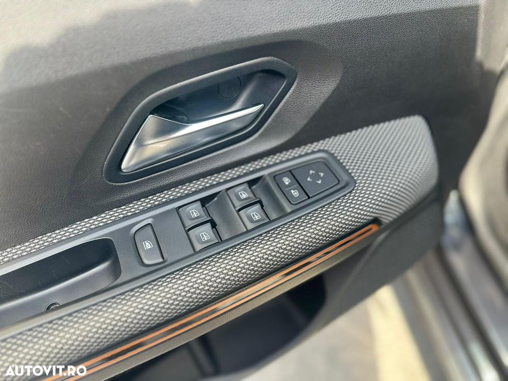 Dacia Sandero Stepway - 10