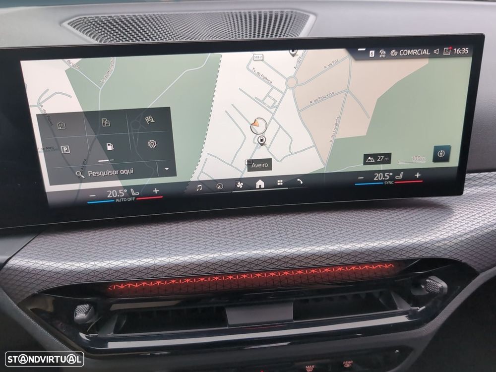 BMW 330 e Pack Desportivo M Auto - 21