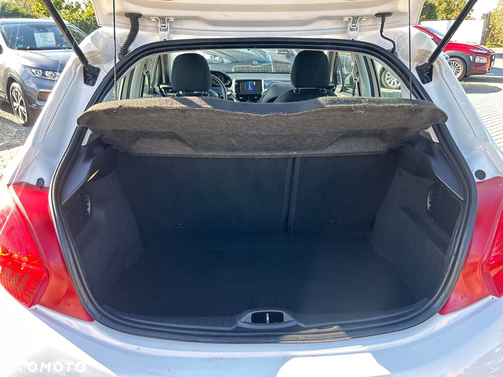Peugeot 208 1.2 PureTech Active - 16