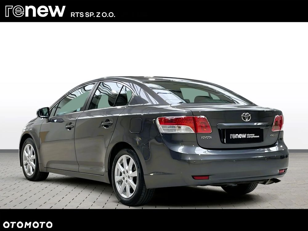 Toyota Avensis 2.0 Sol plus - 3