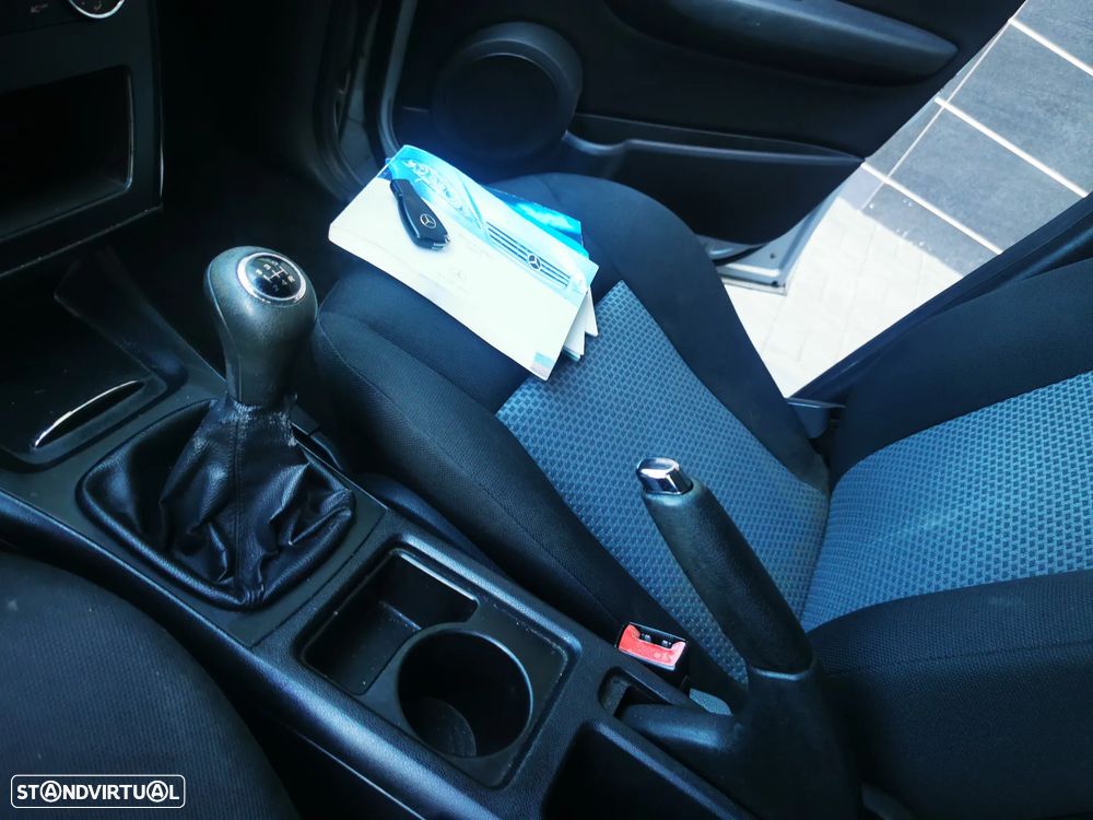 Mercedes-Benz A 180 CDI Avantgarde - 21