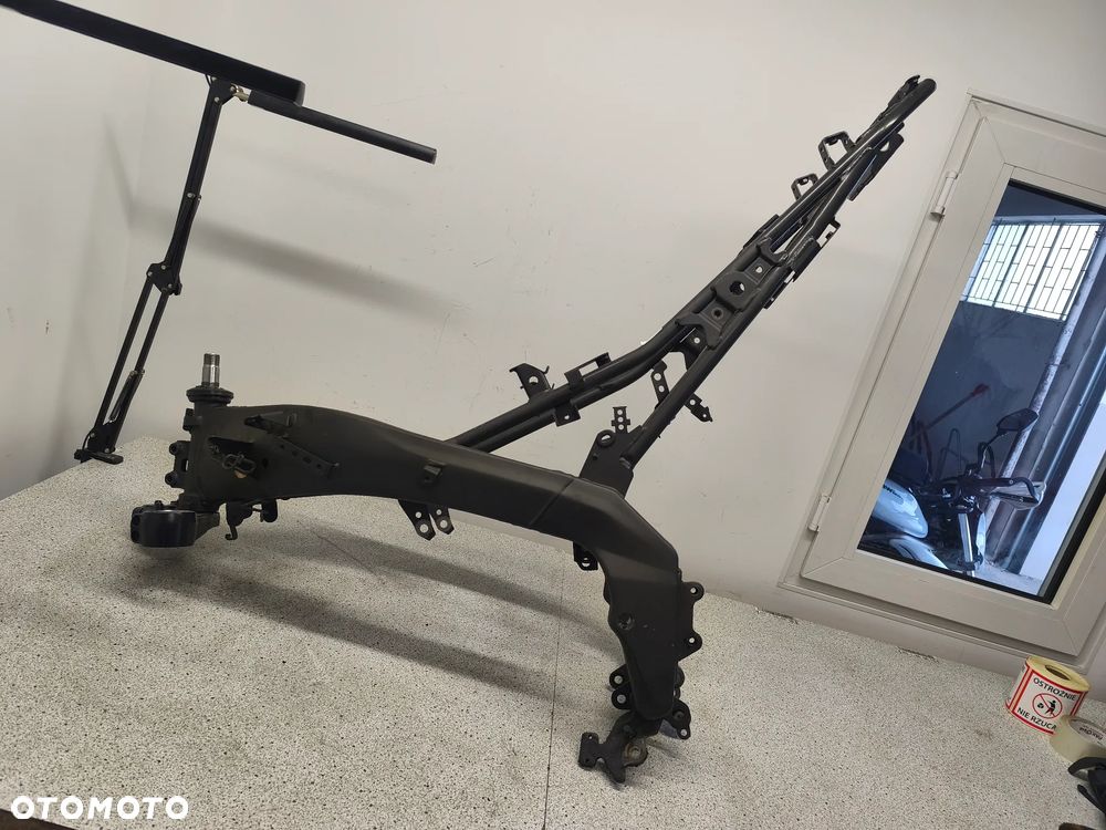 Rama z dokumentami Yamaha R125 R 125 2023